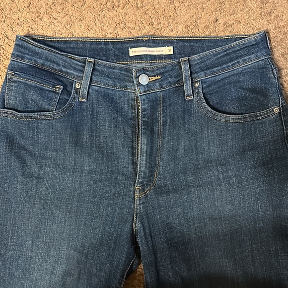 Levis 721 High Rise Skinny Ankle Jeans - Picture 8 of 9
